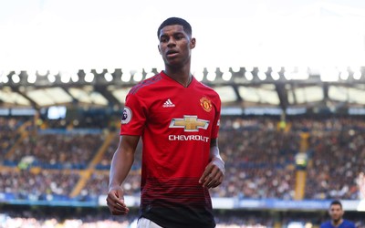 悦盈体育独家-于帕梅卡诺面对姆巴佩能顶住吗